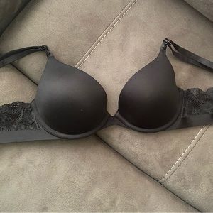 Victoria’s Secret Demi Uplift Biofit Bra 34B